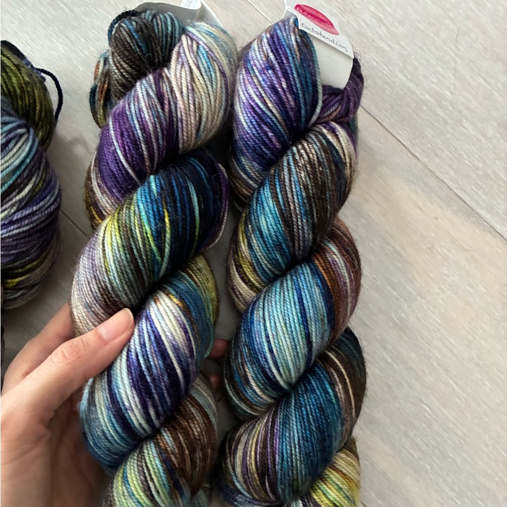 Hand dyed sport weight variegated yarn Miss Babs - Picture 2 of 5